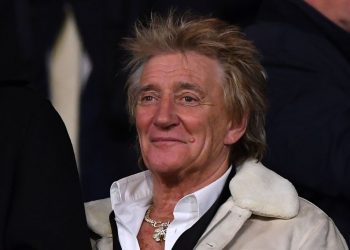 10 Best Rod Stewart Songs of All Time