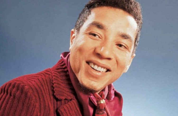 10 Best Smokey Robinson Songs Of All Time - Singersroom.com