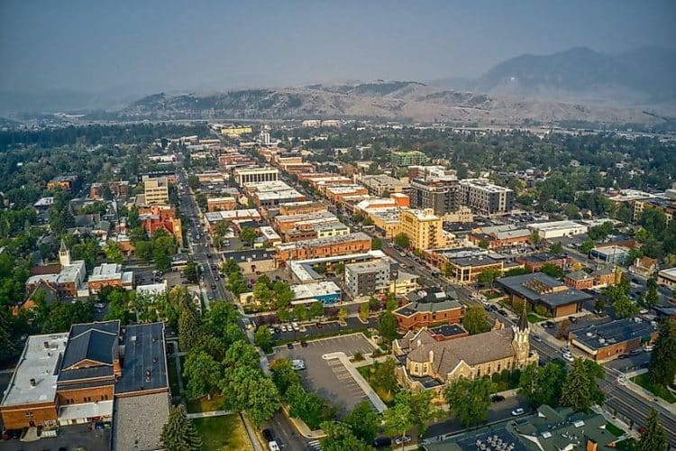 10 Famous Singers from Montana