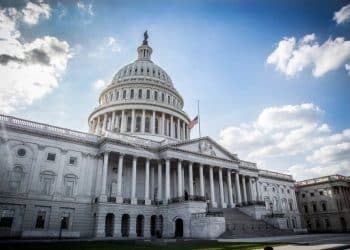 10 Famous Singers from Washington