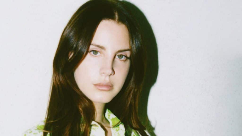10 Best Lana Del Ray Songs of All Time - Singersroom.com