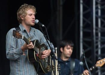 15 Best Folk Music Songs of All Time