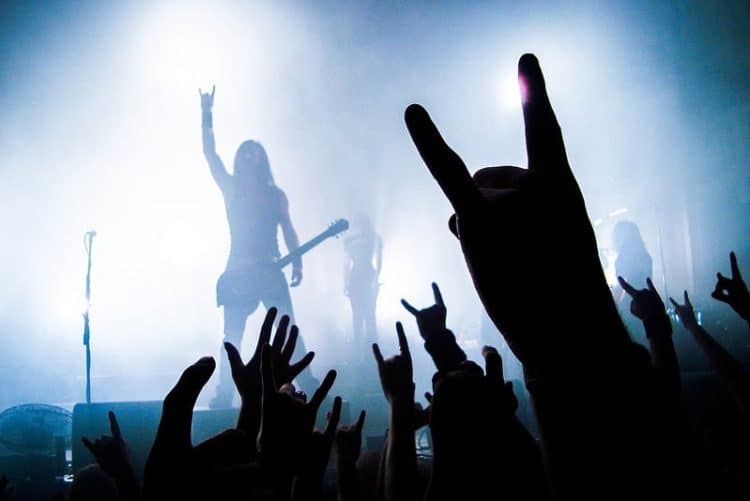 15-best-heavy-metal-songs-of-all-time-singersroom