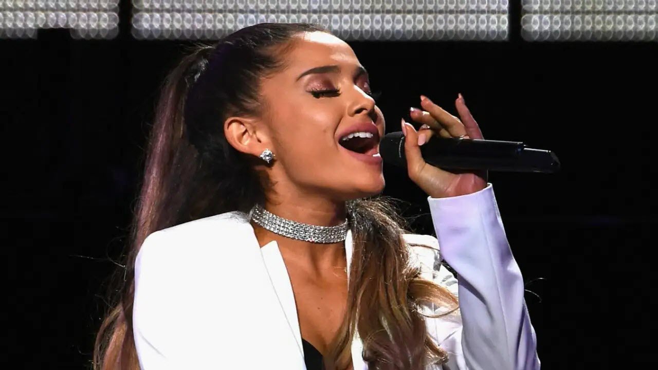 10 Best Ariana Grande Songs of All Time - Singersroom.com