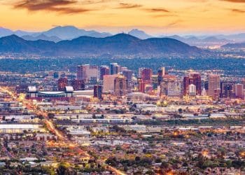 10 Famous Singers from Arizona