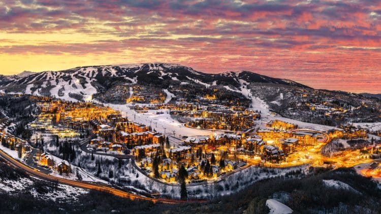 10 Famous Singers from Colorado