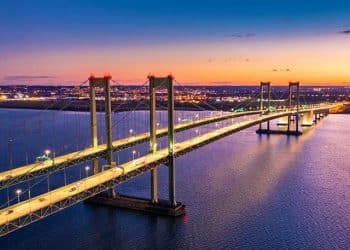 10 Famous Singers from Delaware