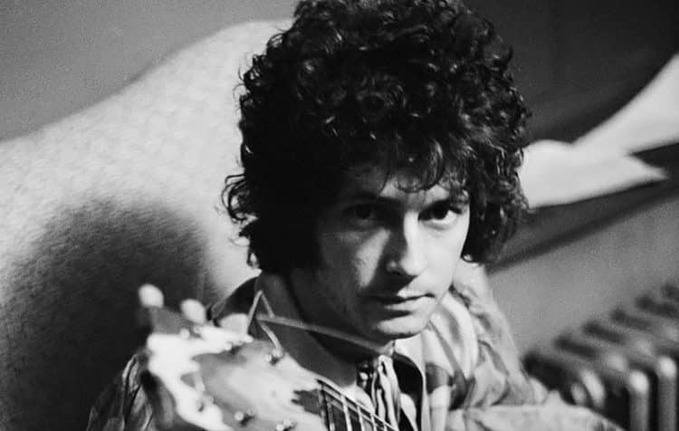 10 Best Eric Clapton Songs of All Time