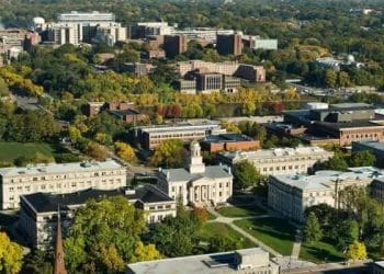 10 Famous Singers from Iowa