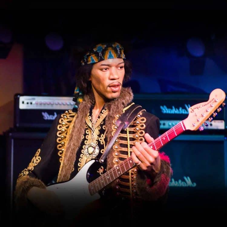 10 Best Jimi Hendrix Songs Of All Time - Singersroom.com