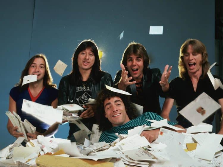 10 Best Journey Songs of All Time