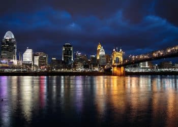 10 Famous Singers from Kentucky