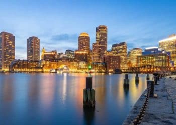 10 Famous Singers from Massachusetts