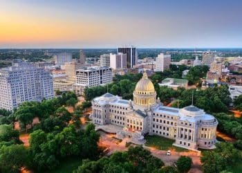 10 Famous Singers from Mississippi