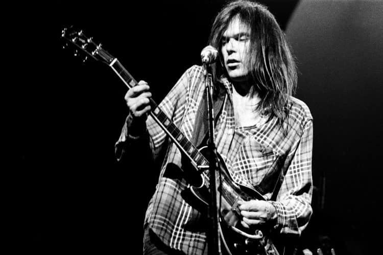 10 Best Neil Young Songs of All Time