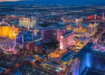 10 Famous Singers from Nevada