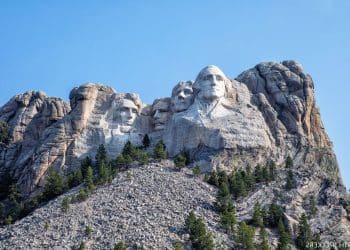 10 Famous Singers from North Dakota