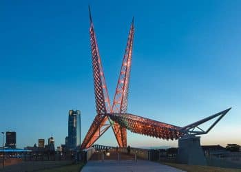 10 Famous Singers from Oklahoma