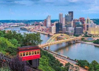 10 Famous Singers from Pennsylvania