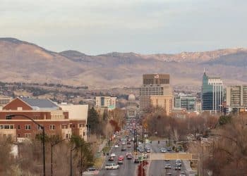 10 Famous Singers from Idaho