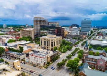 10 Famous Singers from South Dakota