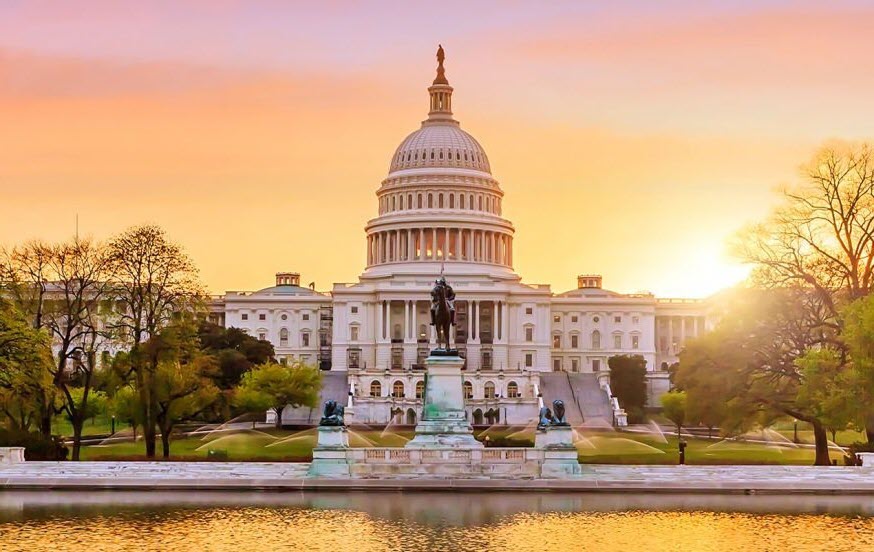 10 Famous Singers from Washington