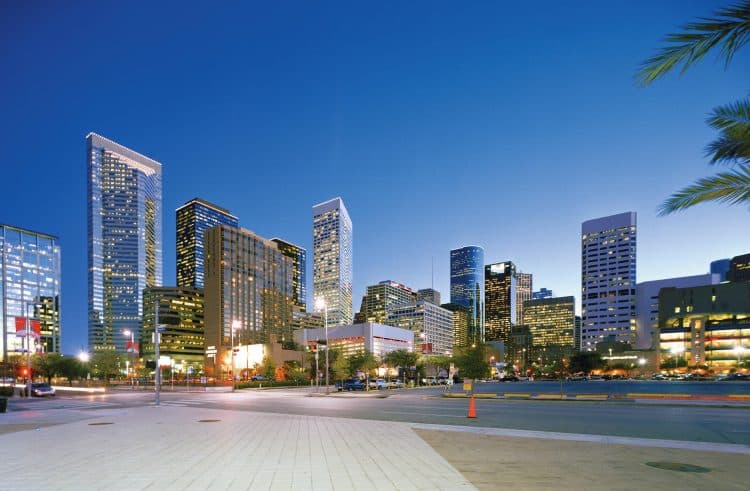 10 Famous Singers from Texas