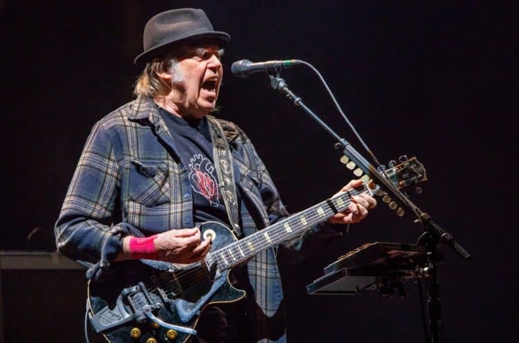 10 Best Neil Young Songs of All Time