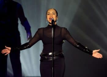 10 Best Sade Songs of All Time