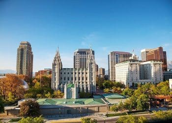 10 Famous Singers from Utah