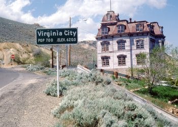 10 Famous Singers from Virginia