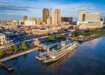 10 Famous Singers from Mississippi