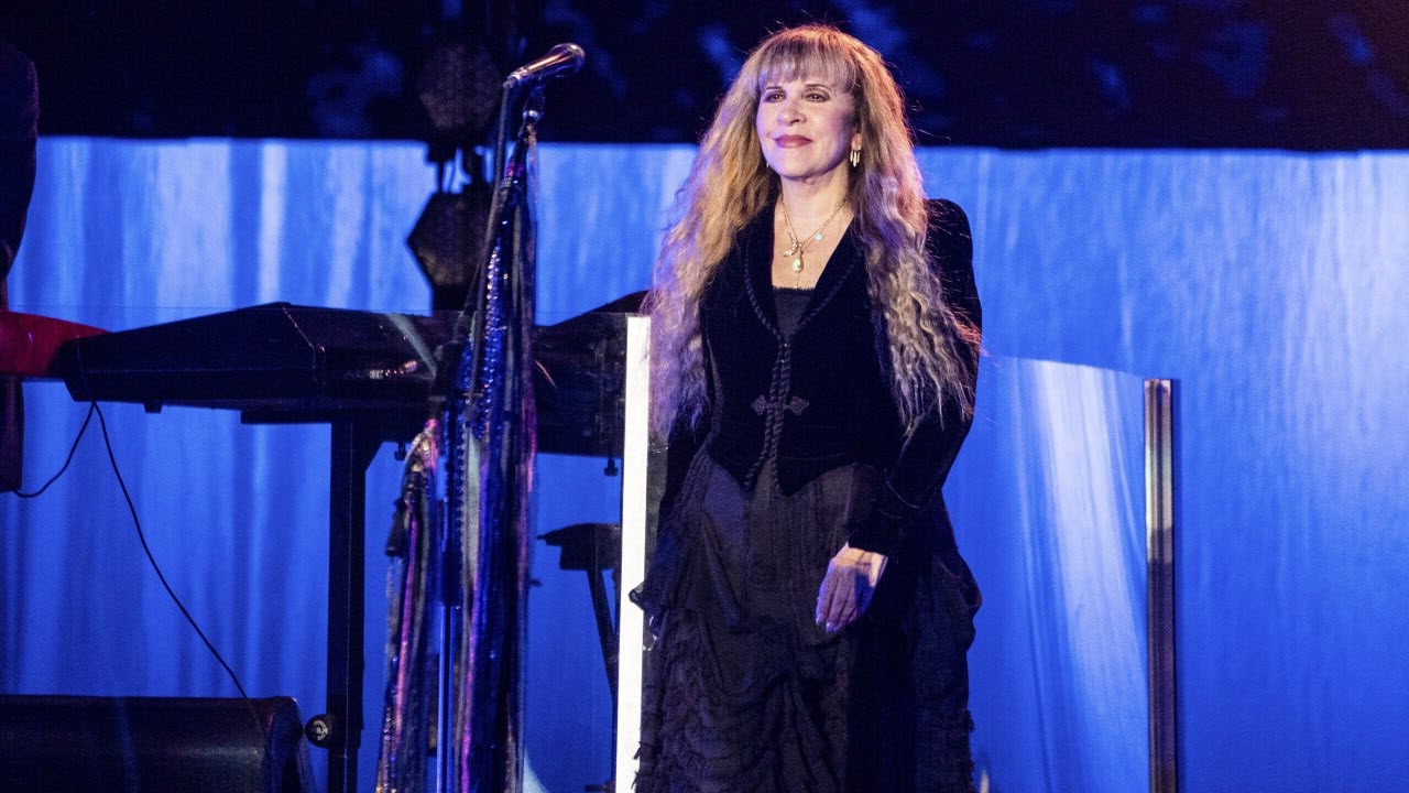 10 Best Stevie Nicks Songs Of All Time - Singersroom.com