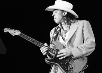 10 Best Stevie Ray Vaughan Songs of All Time