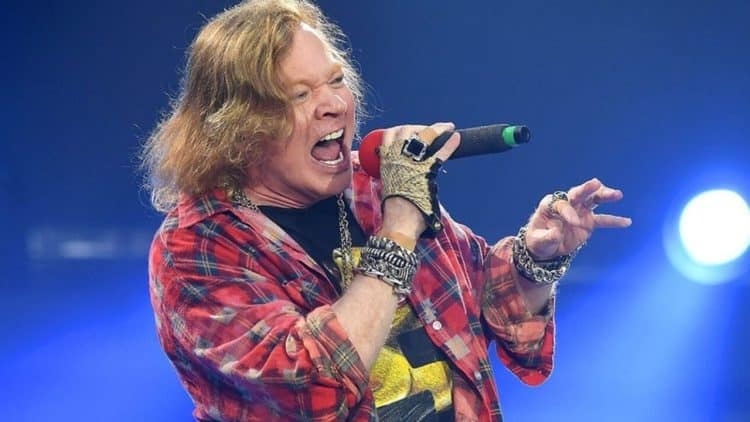 10 Best Axl Rose Songs of All Time - Singersroom.com