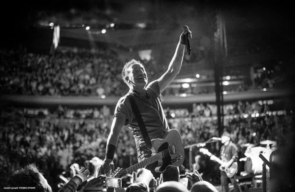 10 Best Bruce Springsteen Songs of All Time - Singersroom.com