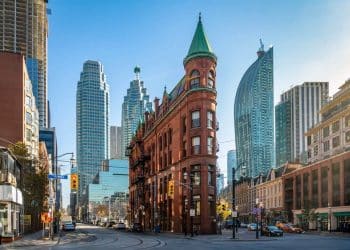 10 Famous Singers from Canada