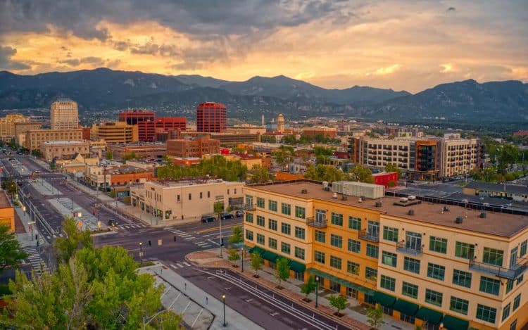 10 Famous Singers from Colorado