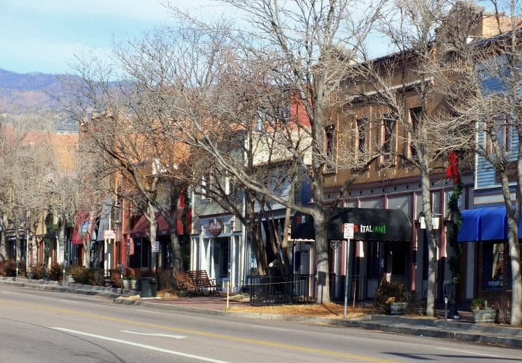 10 Famous Singers from Colorado