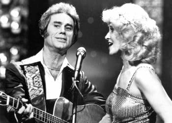 15 Best Country Singers of All Time