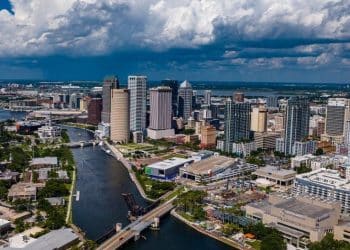 10 Famous Singers from Florida