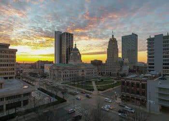 10 Famous Singers from Indiana