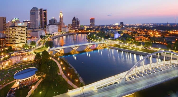 10 Famous Singers from Ohio