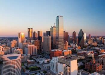 10 Famous Singers from Texas