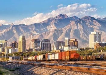 10 Famous Singers from Utah