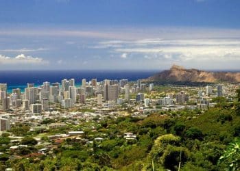 10 Famous Singers from Hawaii