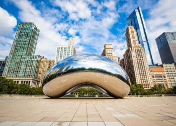 10 Famous Singers from Illinois