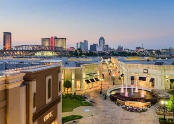 10 Famous Singers from Louisiana