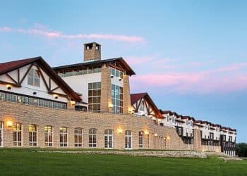 10 Famous Singers from Nebraska