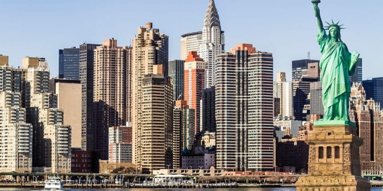 10 Famous Singers from New York